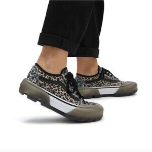 VANS Old Skool Tapered DX Dots Modular Sneakers NWT in Black Size 9